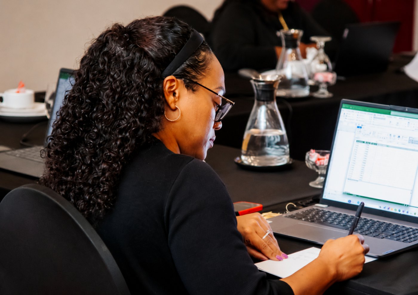 Brigitte A. Tjitrotaroeno — Human Resources Officer bij De Surinaamsche Bank N.V.